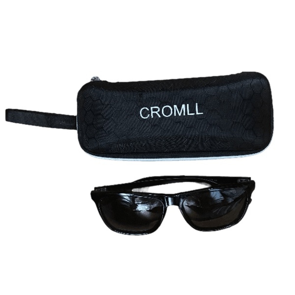 CROMLL sunglasses with matching case